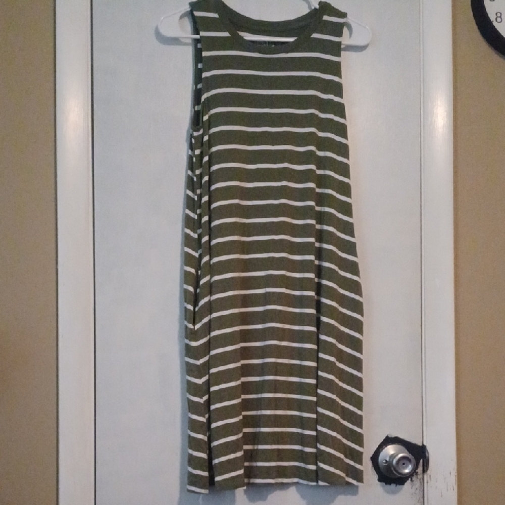Time and Tru Olive Green and White Striped Dress with Pockets
